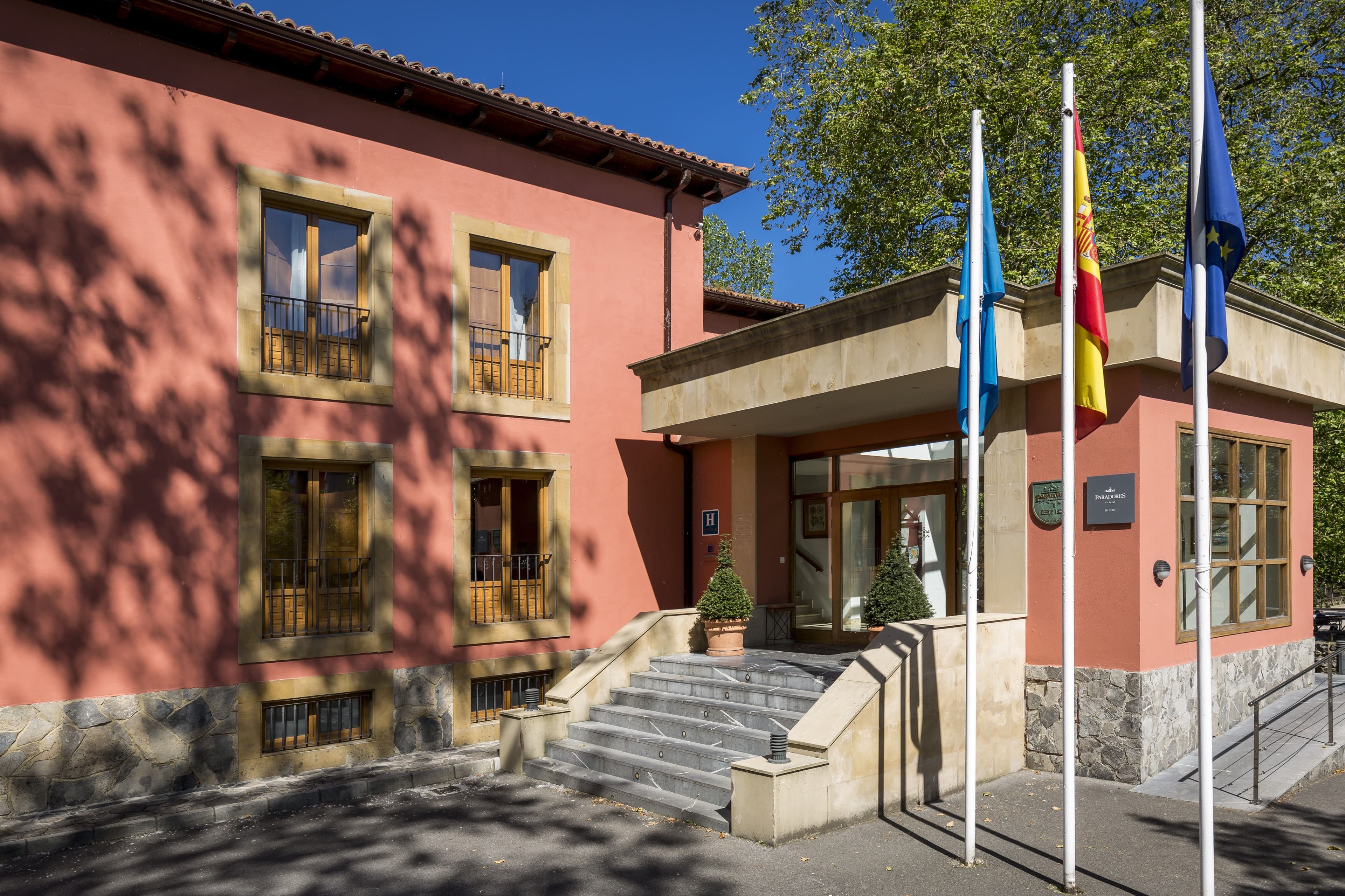 Parador de Gijón — Gijón