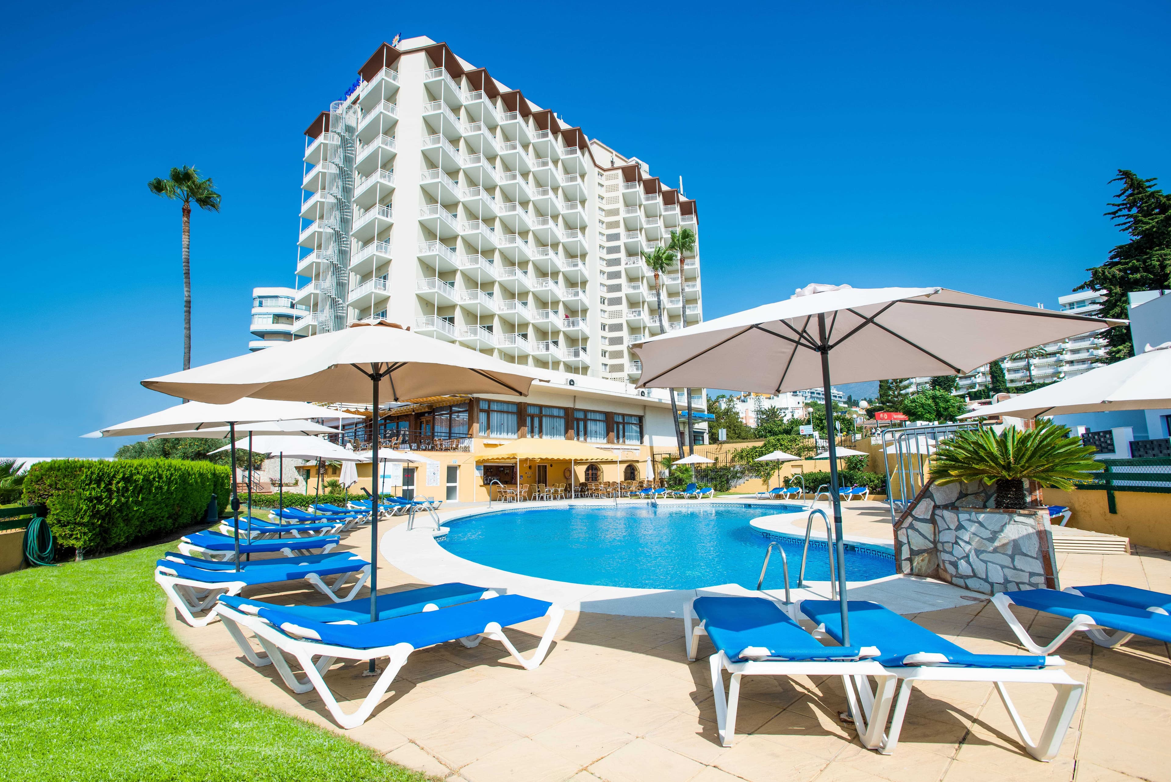 Hotel Monarque Torreblanca — Fuengirola