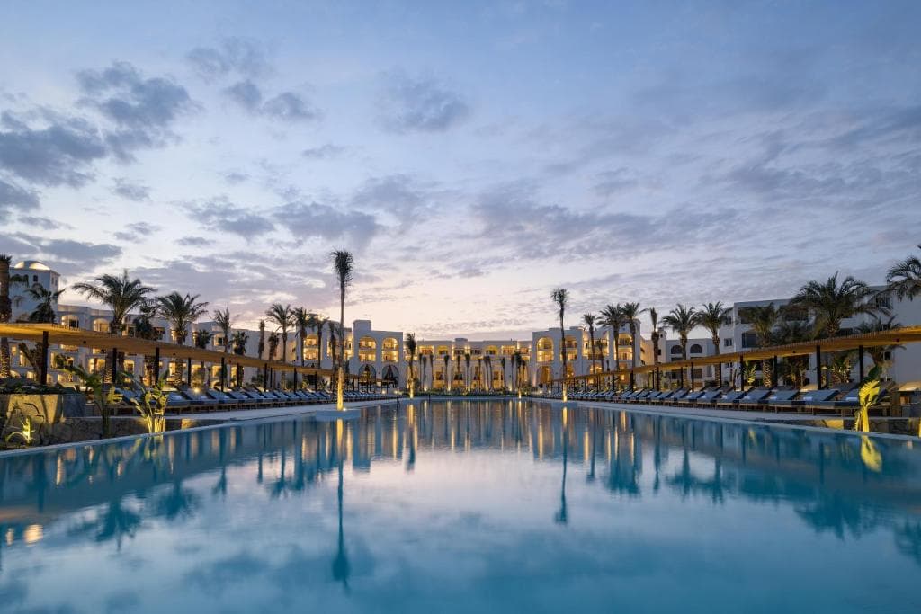 Serry Beach Resort — Hurghada