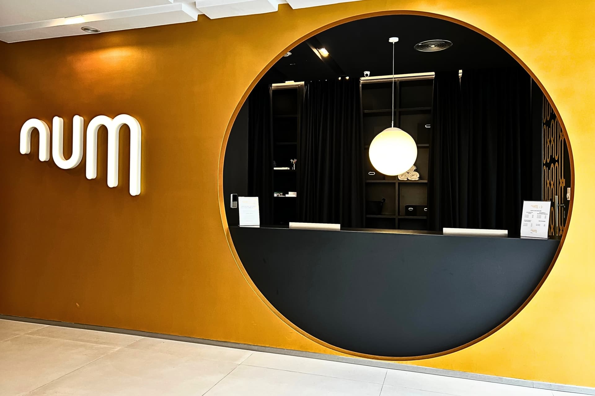 Num Hotel — Cambrils