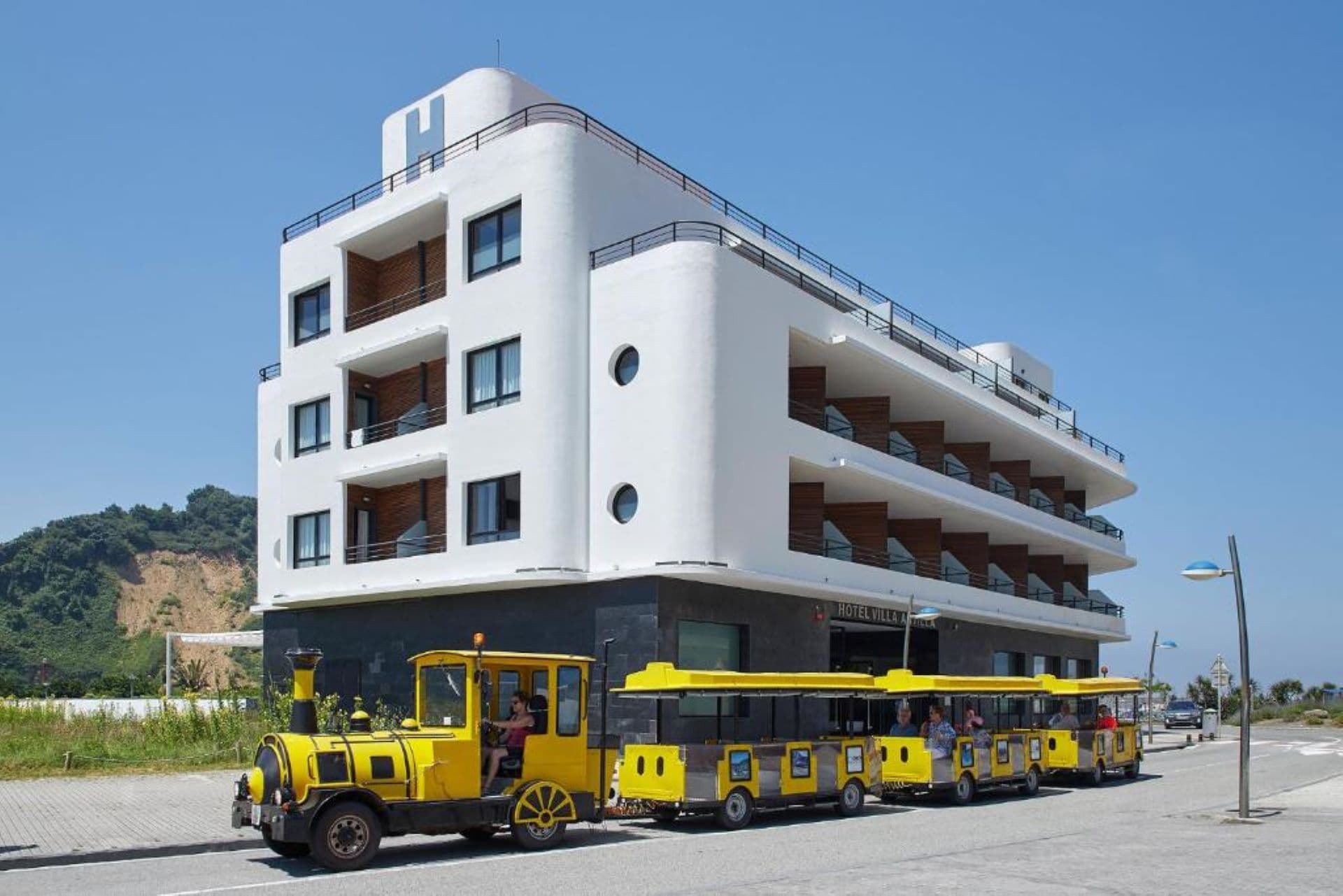 Hotel & Thalasso Villa Antilla — San Sebastián