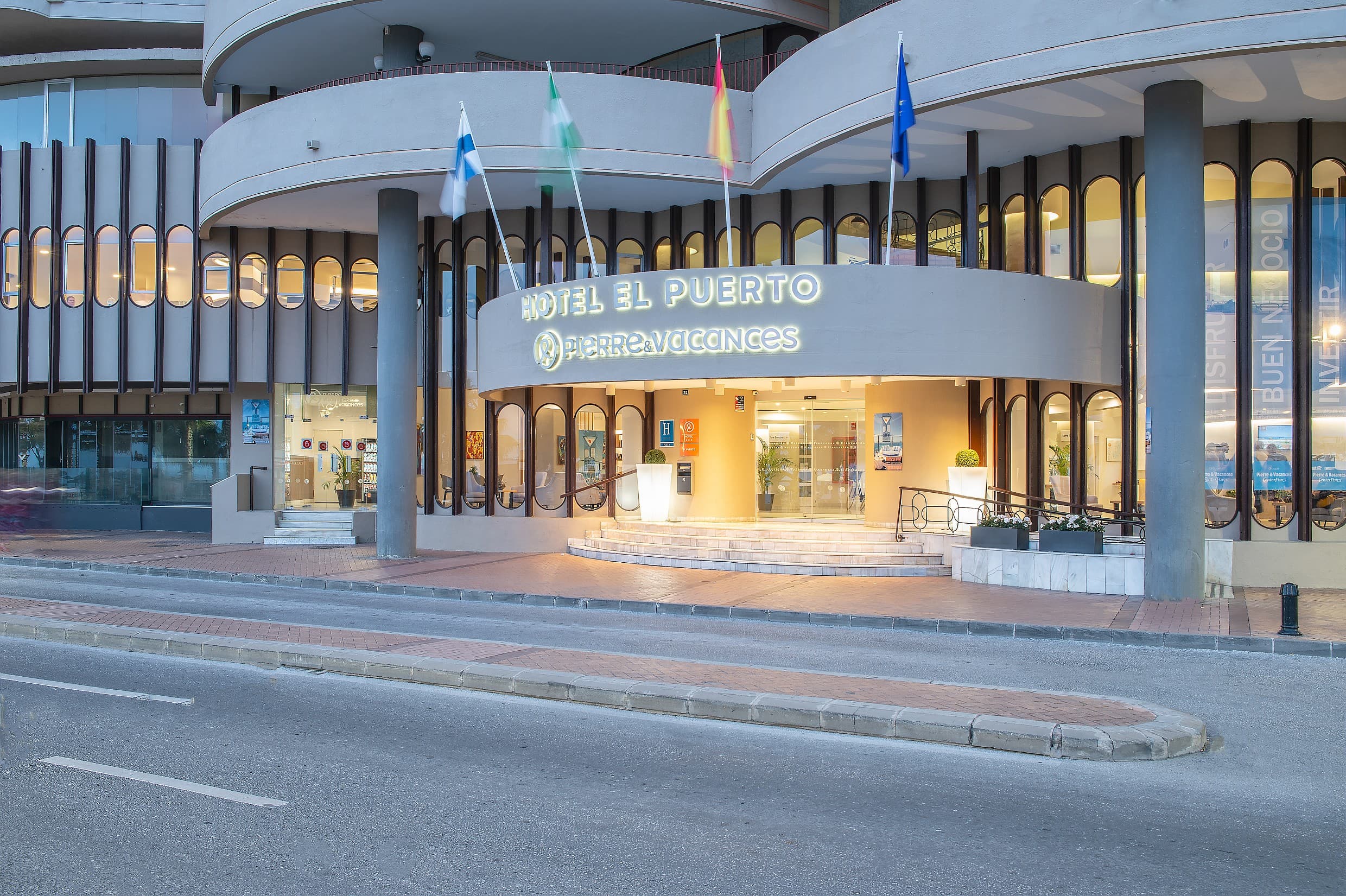 Hotel El Puerto by Pierre Vacances — Fuengirola