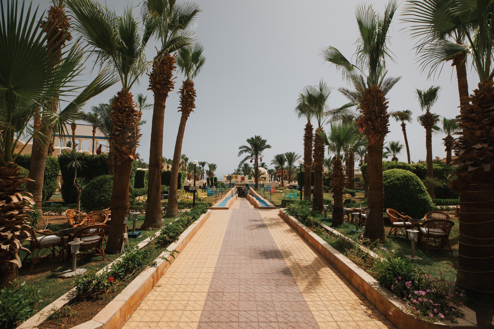 Royal Star Empire Beach Resort — Hurghada