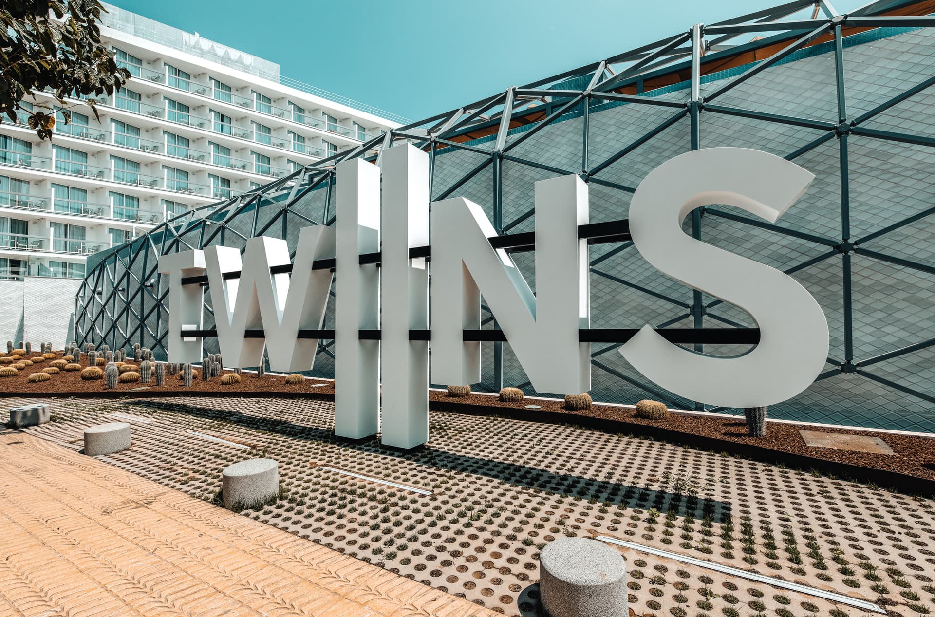 The Ibiza Twiins — Ibiza