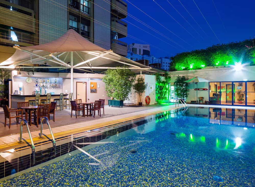 Novel Hotel City Center — Abu Dabi