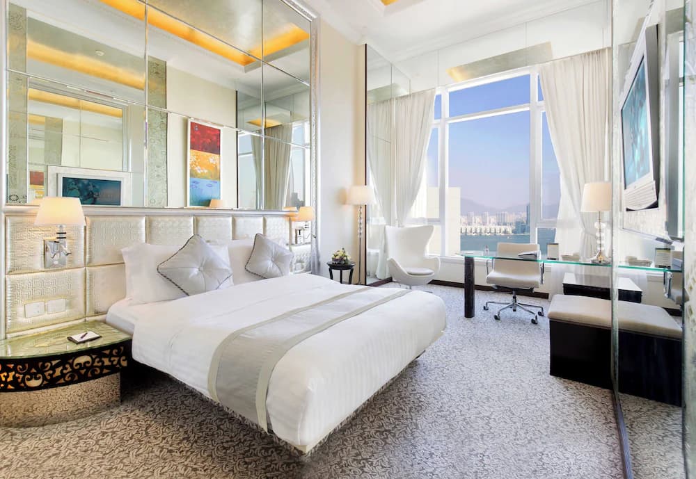 Regal Hongkong Hotel — Hong Kong