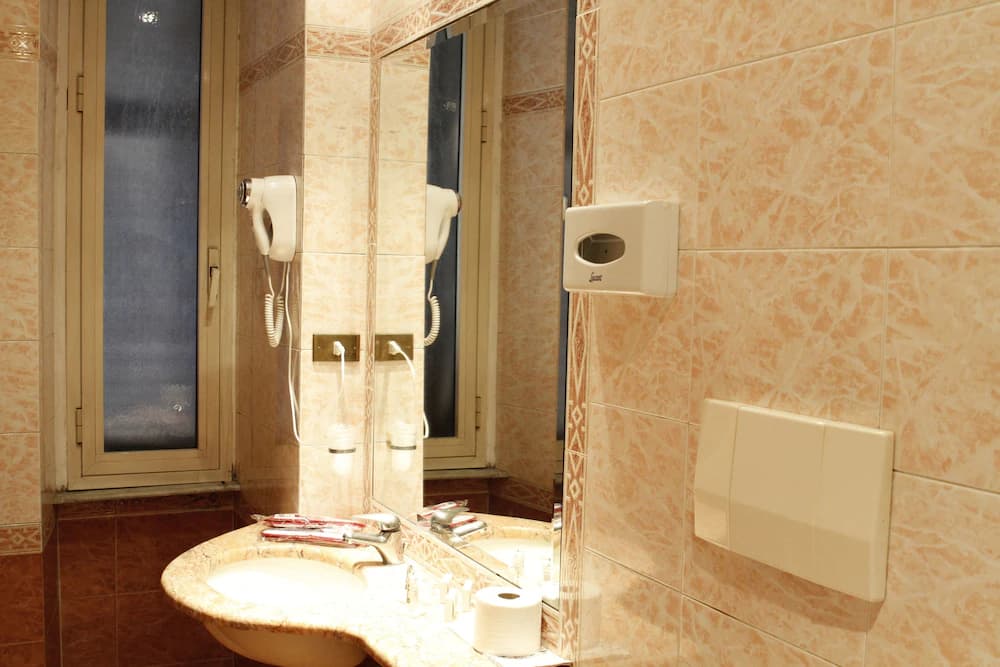 Hotel Genio — Roma