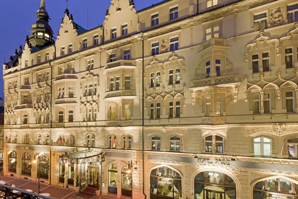 Hotel Paris Prague — Praga