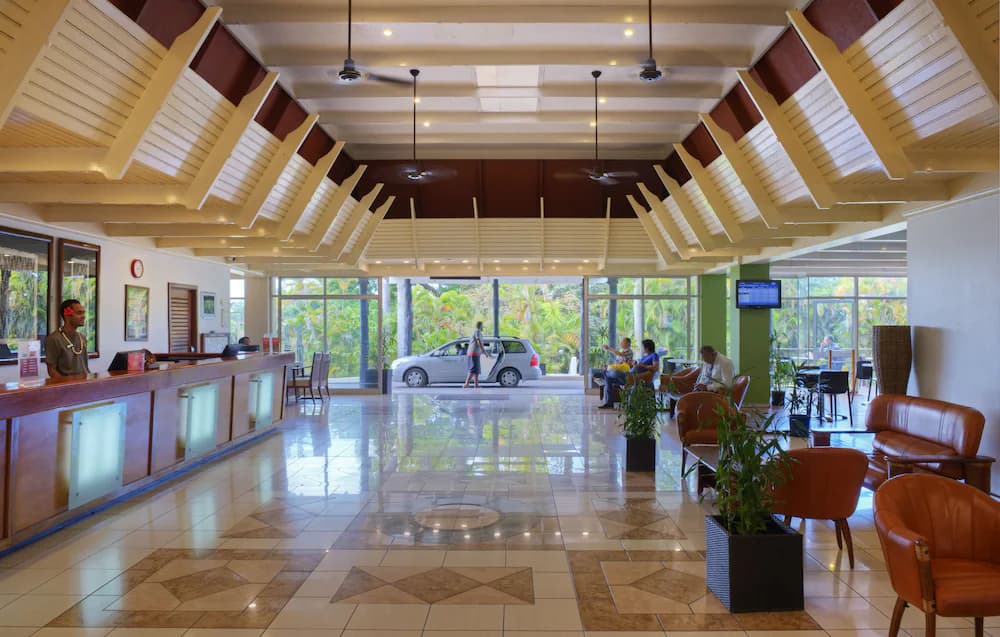 Tanoa International Hotel — Nadi