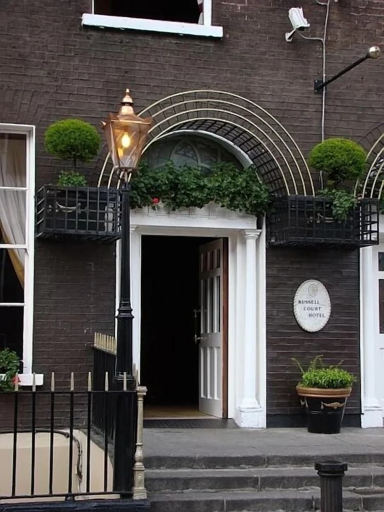 Russell Court Hotel — Dublín