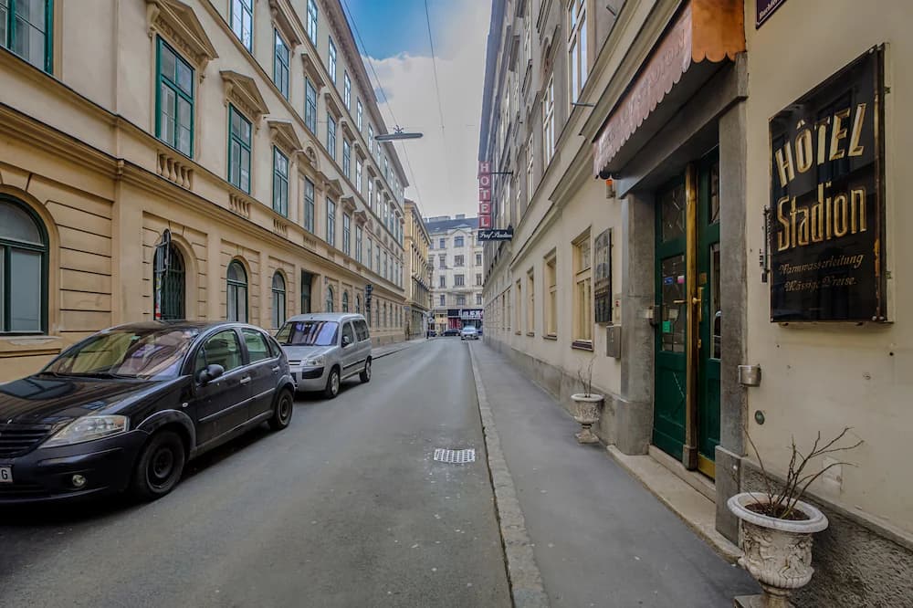Hotel Graf Stadion — Viena
