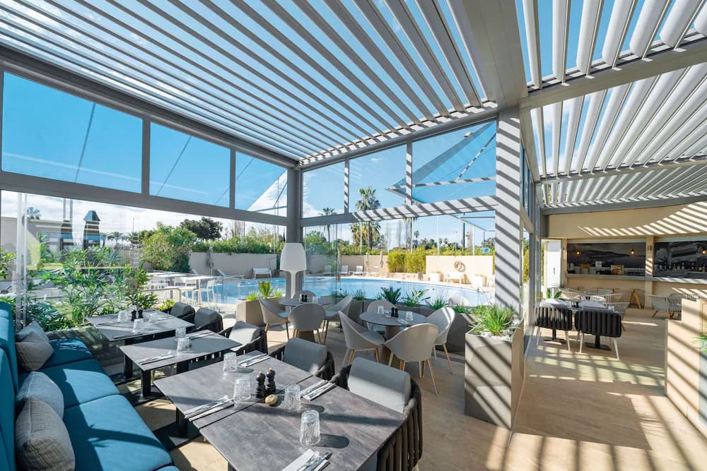 Radisson Hotel Nice Airport — Niza