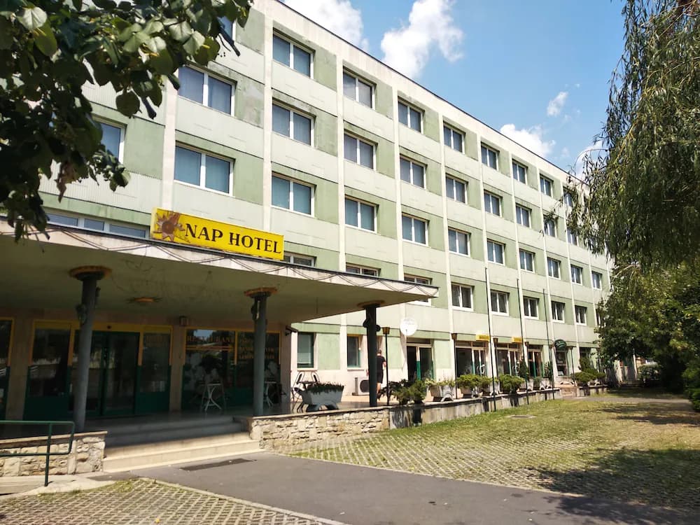 Hotel Nap — Budapest