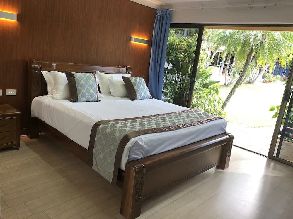Oxley Motor Inn — Brisbane