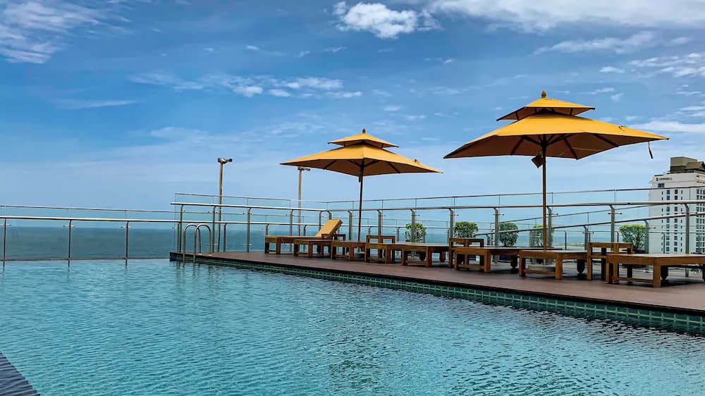 Sofia Colombo City Hotel — Colombo