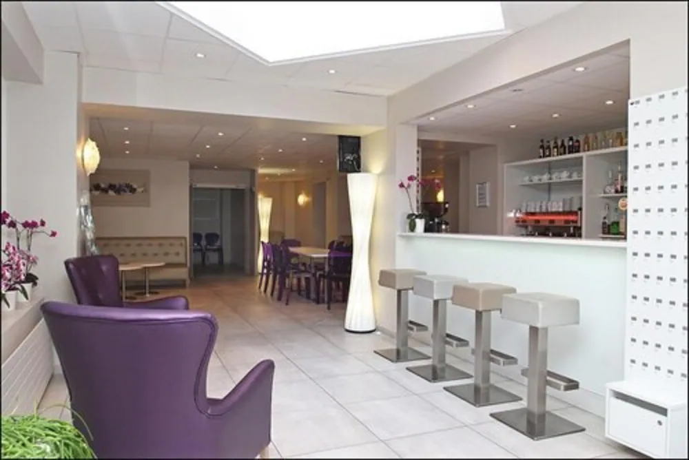 Hotel Peyramale — Lourdes