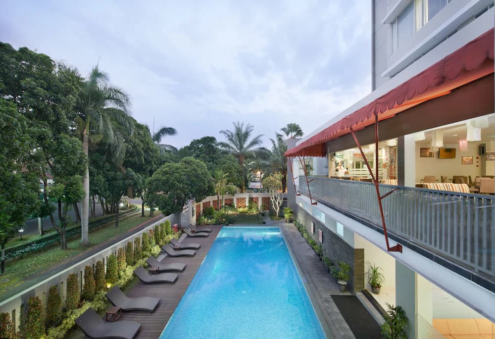 Hotel Horison Ultima Malang — Fern