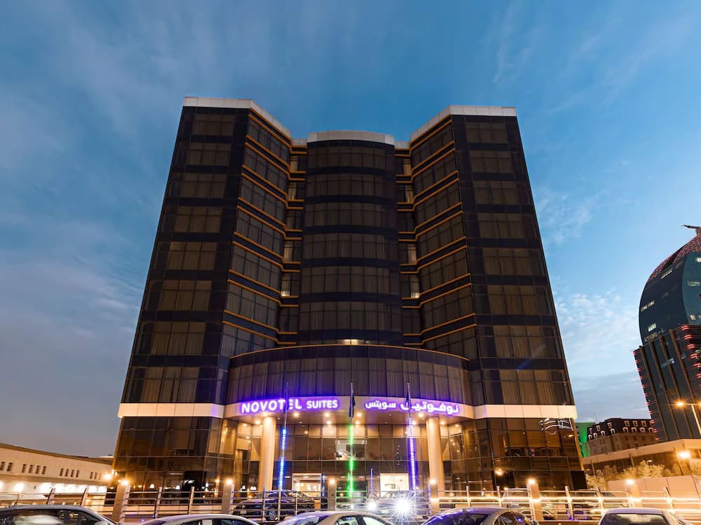 Hotel Novotel Suites Riyadh Dyar — Riad
