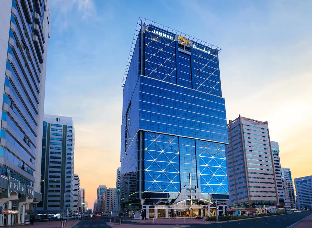 Jannah Burj Al Sarab — Abu Dabi