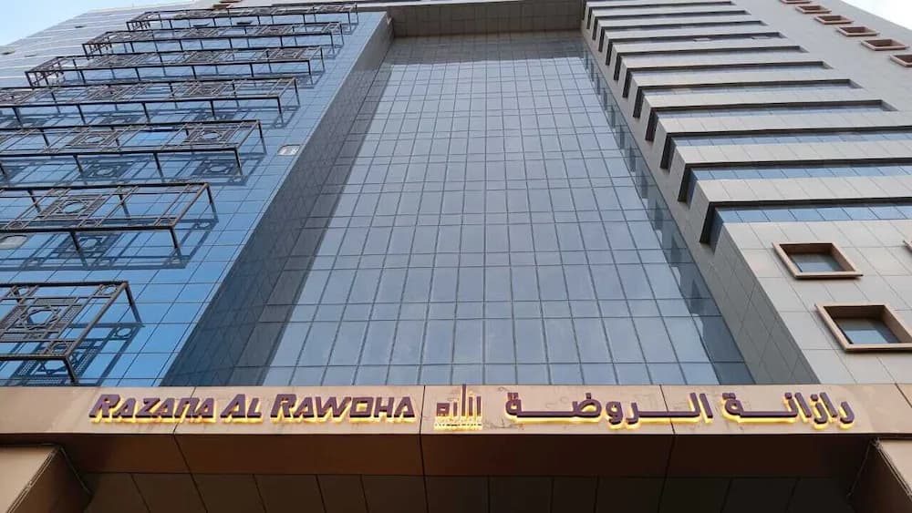 Retaj Al Rayyan — La Meca