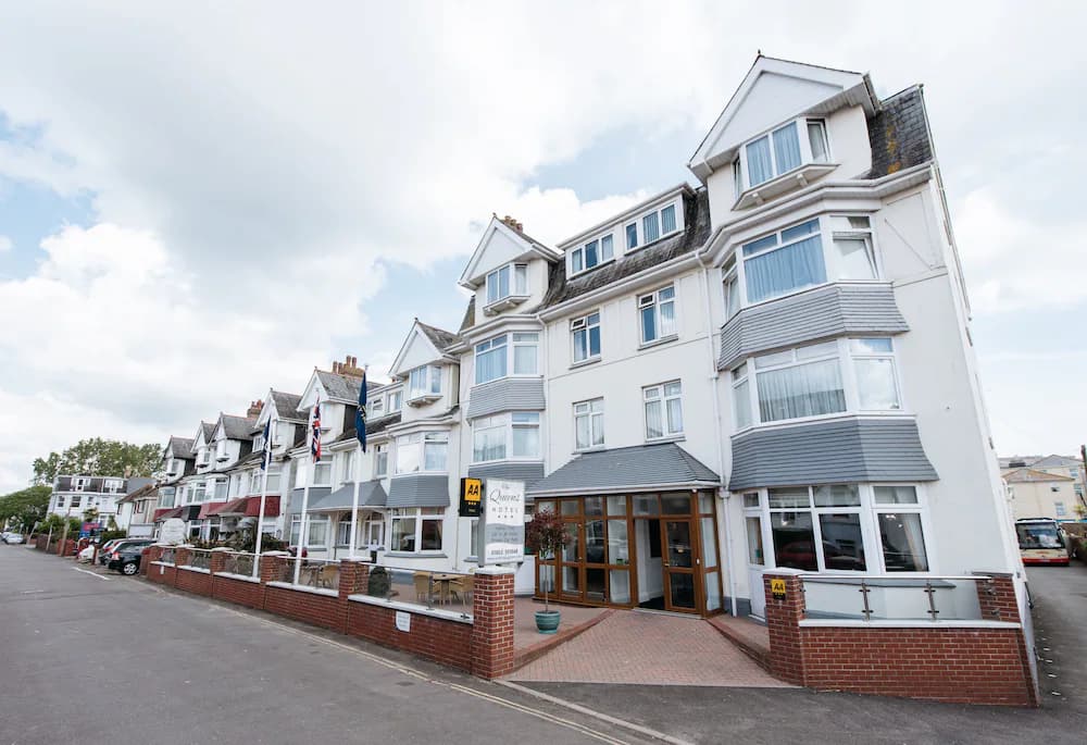 Queens Hotel — South Hams