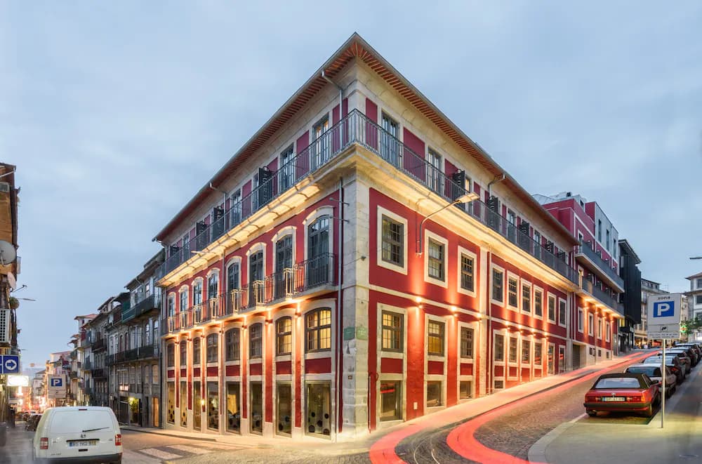 Exe Almada Porto — Oporto