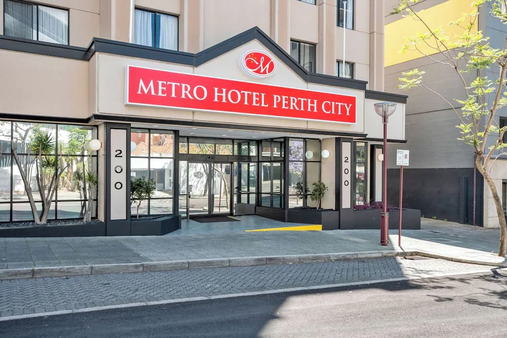 Comfort Hotel Perth City — Perth