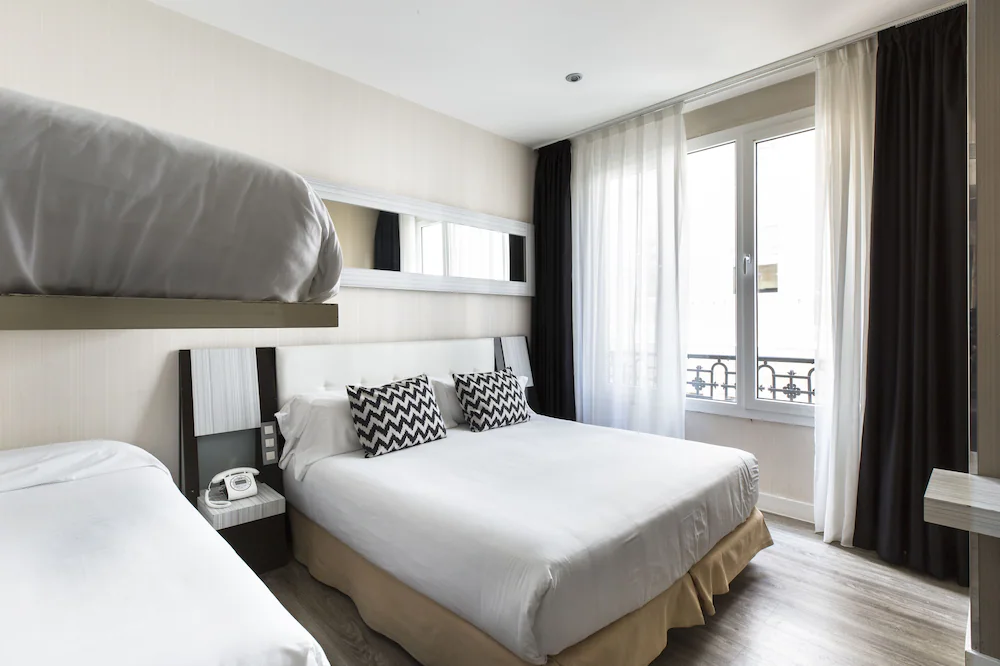 Petit Palace Triball — Madrid