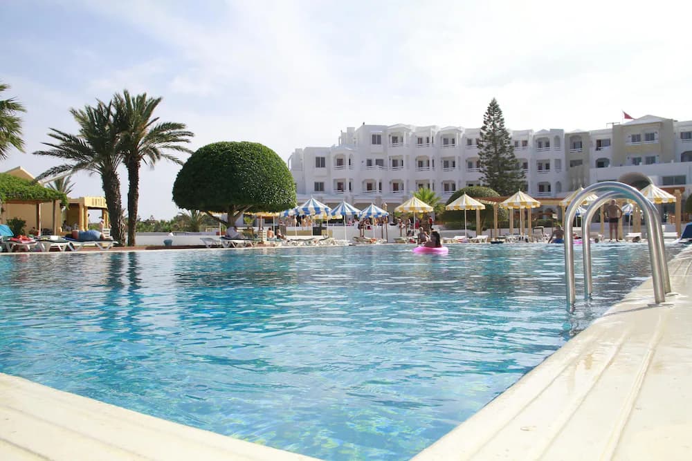 Thapsus Beach Resort — Mahdía