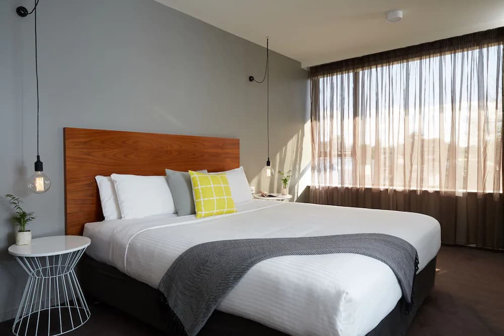 Cosmopolitan Hotel — Melbourne