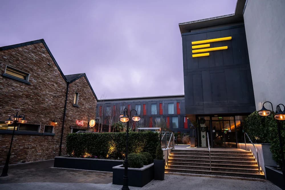 KingsWood Hotel City West — Dublín