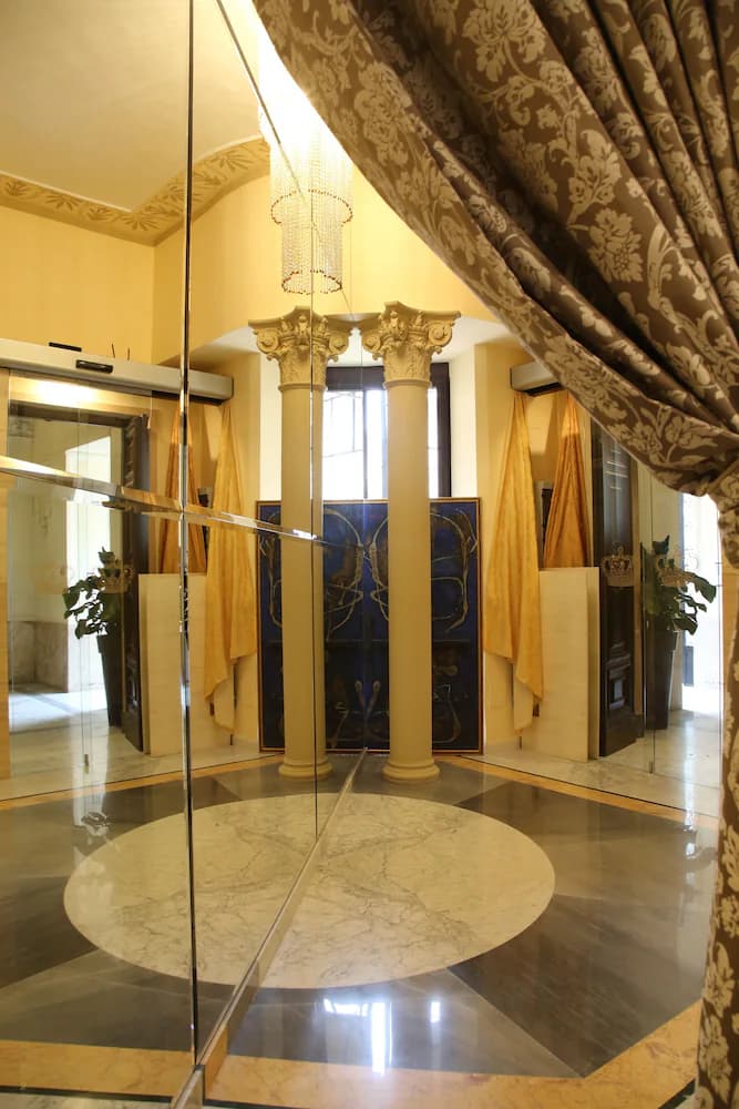 Hotel Art Resort Galleria Umberto — Nápoles