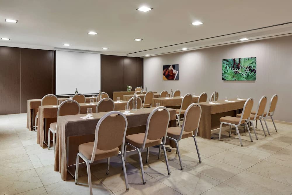 Hotel NH Tenerife — Santa Cruz de Tenerife