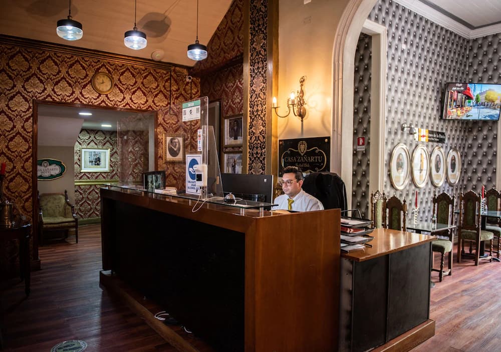 Hotel Casa Zañartu — Santiago de Chile