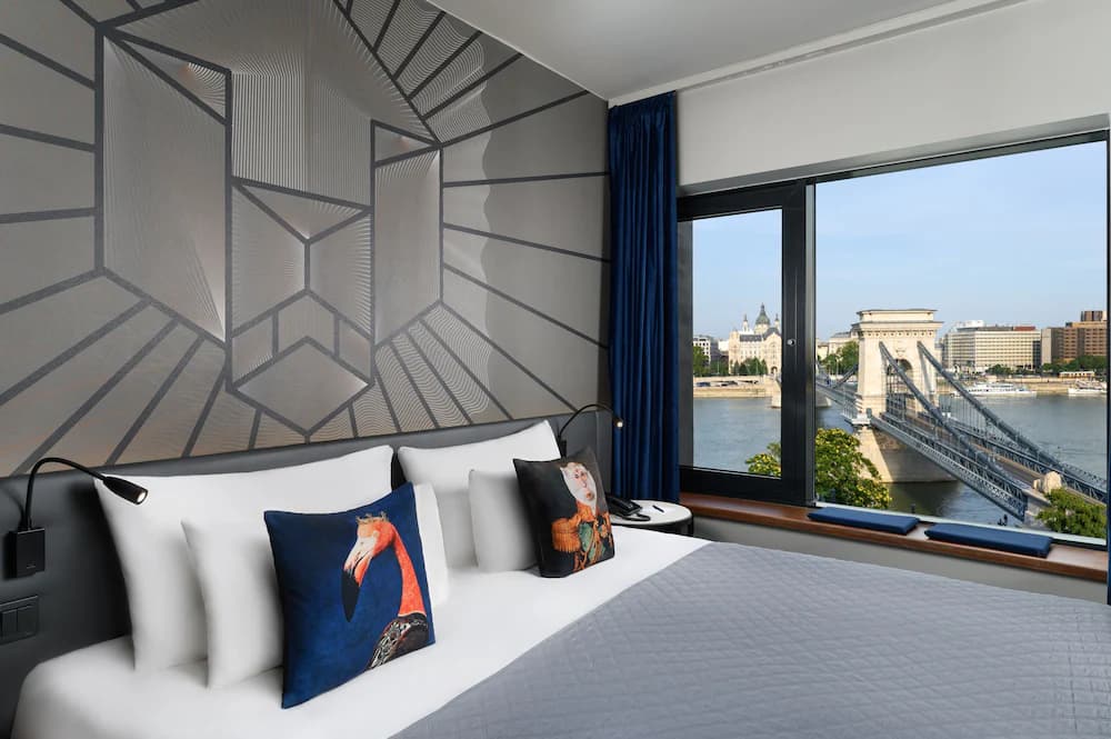 Hotel Clark — Budapest
