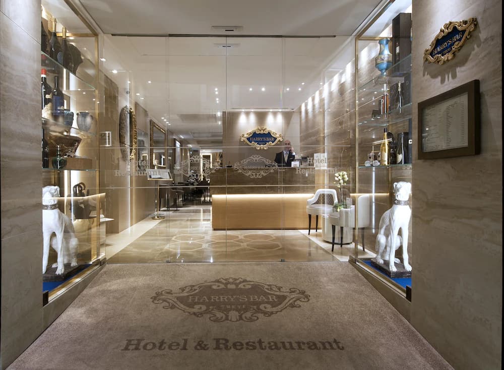 Harry's Bar Trevi Hotel & Restaurant — Roma