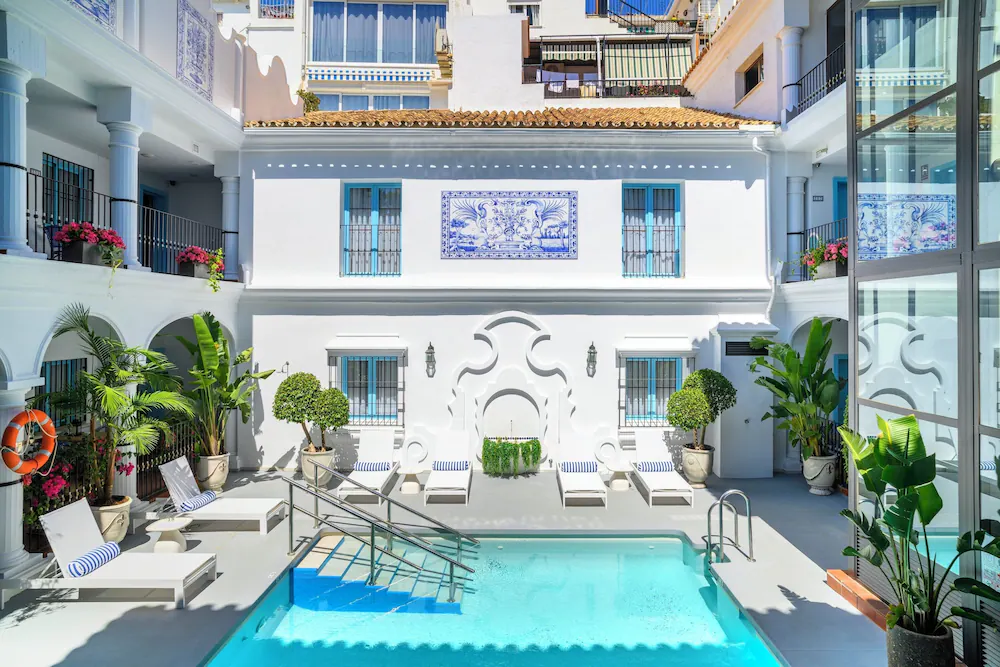 Hotel La Fonda de Benalmádena — Fuengirola