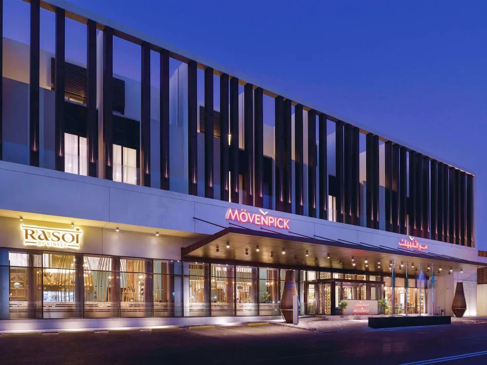 Mövenpick Hotel Tahlia Jeddah — Yeda