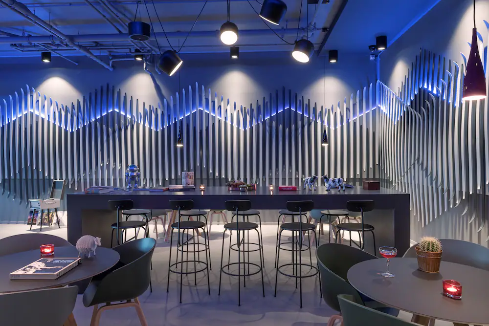 Moxy Edinburgh Airport — Edimburgo