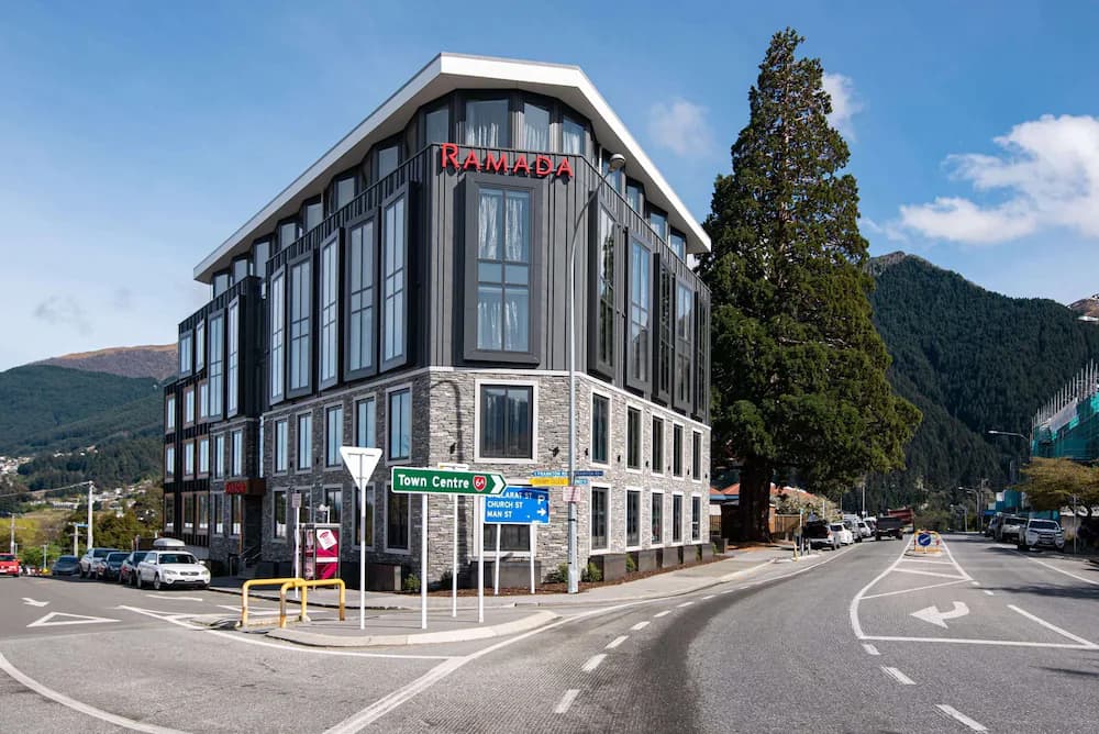 Ramada by Wyndham Queenstown Central — Queenstown