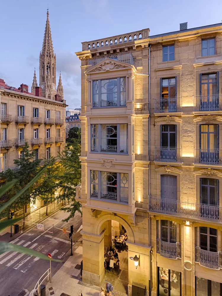 Hotel Arbaso — San Sebastián