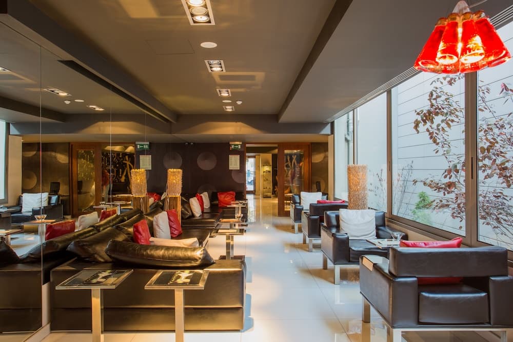 Porto Trindade Hotel — Oporto