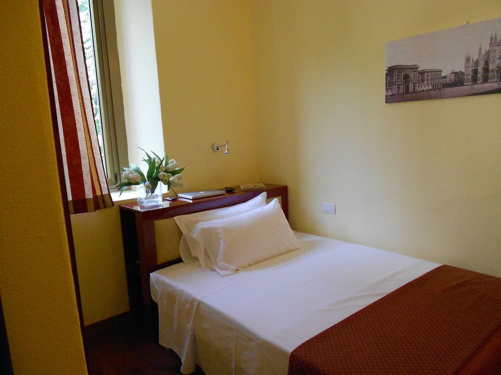 Hotel Minerva Sas Di Vassalli Giovanni & C. — Milán