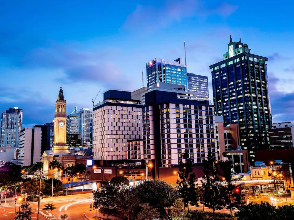 Pullman Brisbane King George Square — Brisbane