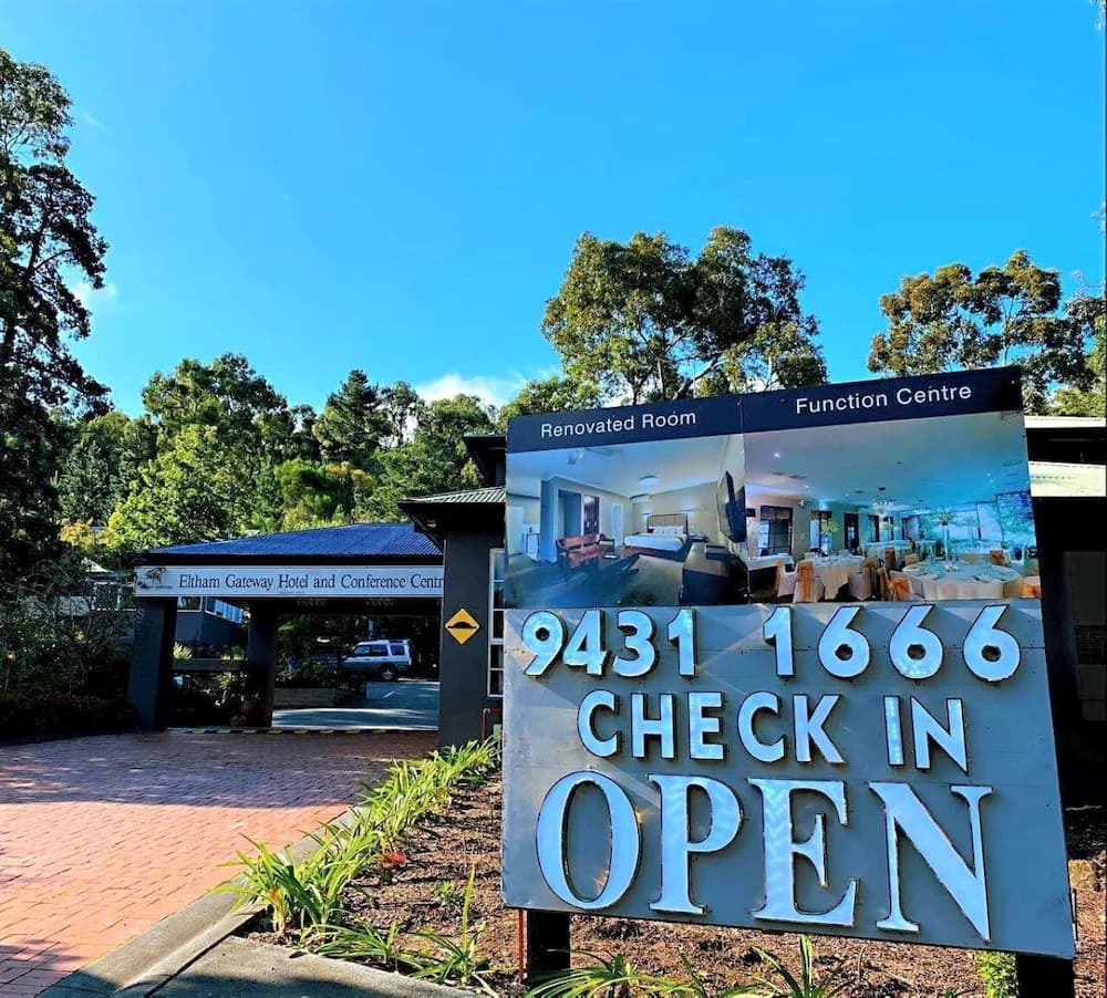 Eltham Gateway — Melbourne