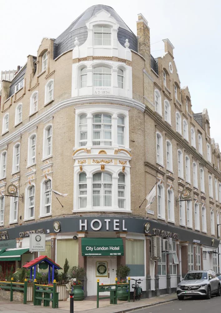 City London Hotel — Londres
