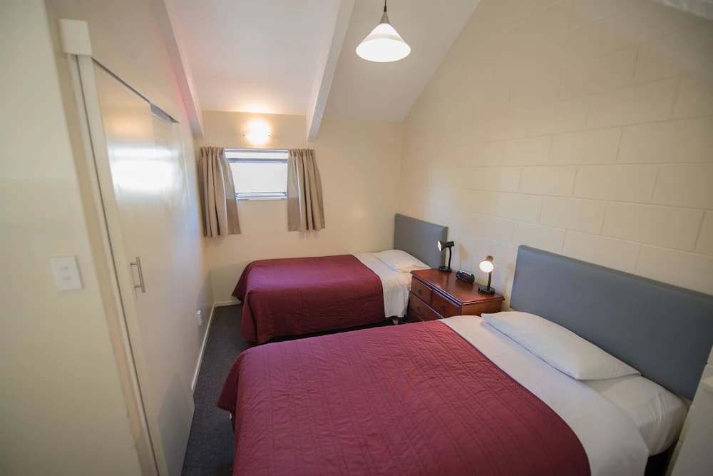 Howick Motor Lodge — Auckland