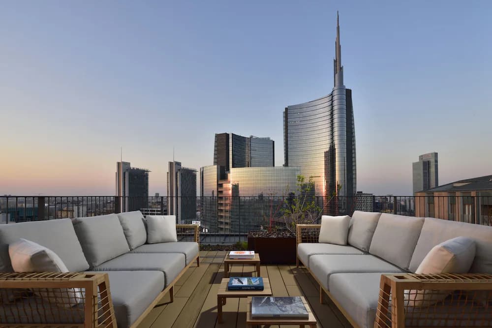 Milano Verticale UNA Esperienze — Milán
