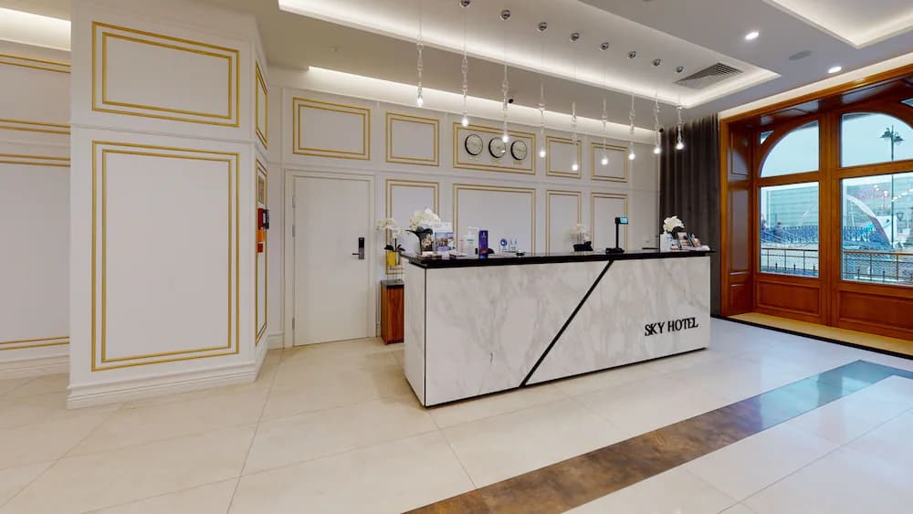 Sky Hotel Kraków — Cracovia