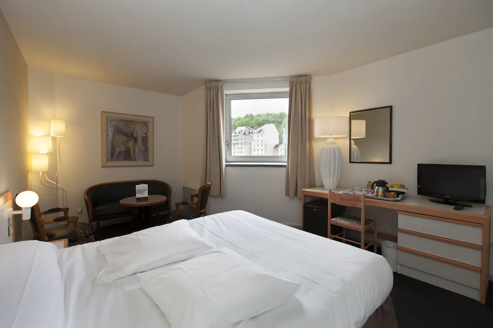 Hôtel Paradis Lourdes — Lourdes